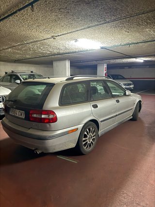 Volvo V40 2003