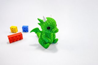 Figura Dragão Fofo 3D - Efeito Tricô