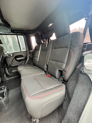 Jeep Wrangler 4p 2.0T GME Rubicon 8ATX E6D