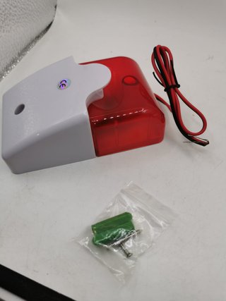 Sirena Alarma 12V con Luz LED Roja