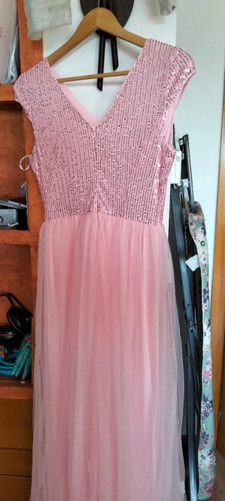 Vestido rosa lentejuelas y tul
