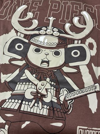 Camiseta One Piece Chopper Pull&Bear Talla XS