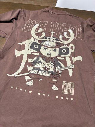 Camiseta One Piece Chopper Pull&Bear Talla XS