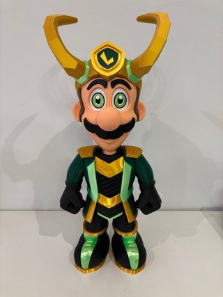 Figura Luigi Super Mario x Loki Marvel