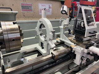 TORNO CONVENCIONAL NUEVO GRAVION DE 1500 MM X 560