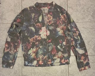 Chaqueta Obey Propaganda Floral