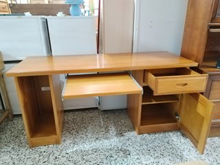 ESCRITORIO DE PINO