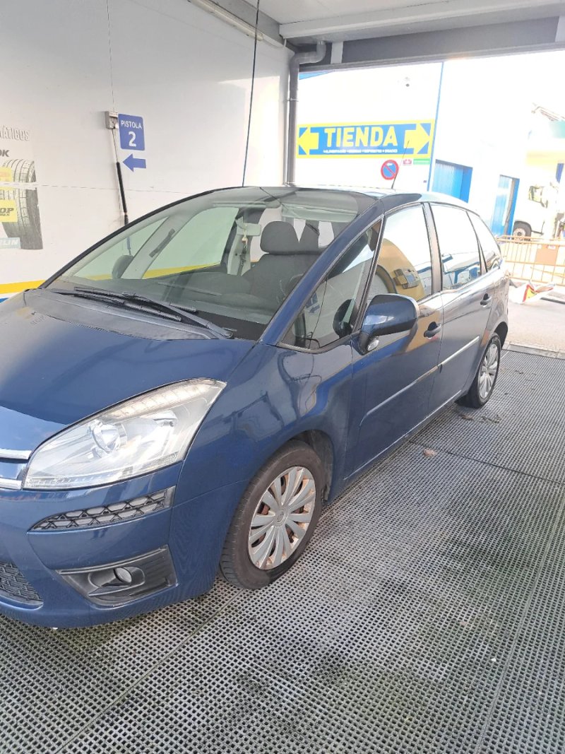 Citroen C4 Picasso 2011 - foto 1