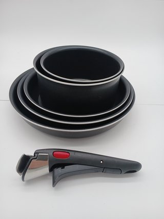 Tefal Ingenio Easy On - Set di 3 Padelle 22/24/26 cm + 2 Coperchi 16/18 cm + Manico removibile, Non adatto per induzione