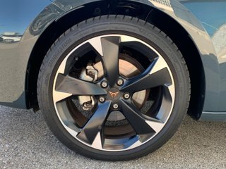 CUPRA León 1.5 eTSI 110kW (150CV) DSG