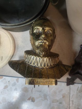 Busto Bronce Cervantes