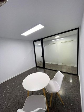 Oficina en alquiler en El Pla del Remei en Valencia