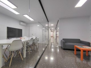 Oficina en alquiler en El Pla del Remei en Valencia