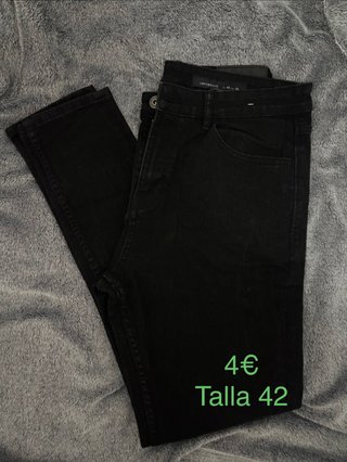 Lote ropa 32€ todo o  segun precio de cada prenda