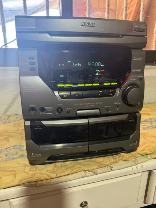 Akai Hi-Fi Mini System AC-520S