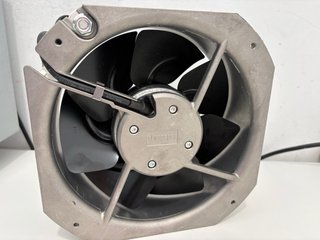 Ventilador Axial ebmpapst W2E200-HK38-01
