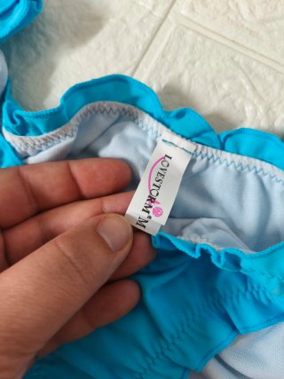 Bikini Blanco y Azul con Joya