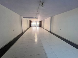 Local comercial en alquiler en Elda