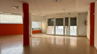 Local comercial en venta en Olesa de Montserrat