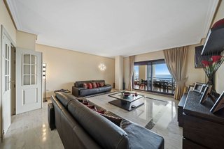 Piso en venta en Puerto Marina en Benalmádena