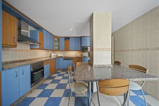 Piso en venta en Puerto Marina en Benalmádena