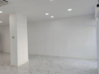 Local comercial en alquiler en El Centre en Esplugues de Llobregat
