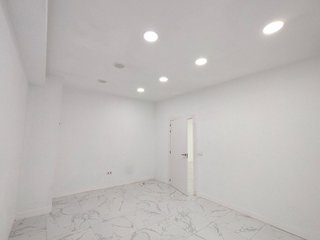 Local comercial en alquiler en El Centre en Esplugues de Llobregat