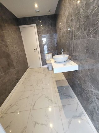 Local comercial en alquiler en El Centre en Esplugues de Llobregat