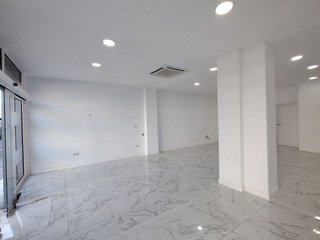 Local comercial en alquiler en El Centre en Esplugues de Llobregat
