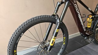 Mondraker CRUSHER RR, km0, como nueva, vinilada