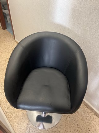 Sillón de peluquería negro