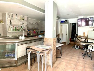 Local comercial en venta en Gavarra en Cornellà de Llobregat