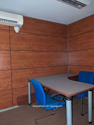 Oficina en venta en El Camp de l'Arpa del Clot en Barcelona