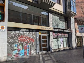 Oficina en venta en El Camp de l'Arpa del Clot en Barcelona