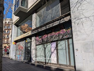 Oficina en venta en El Camp de l'Arpa del Clot en Barcelona