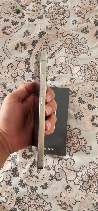 Samsung Galaxy S25 Ultra