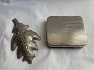 Estuche Art Déco y Cenicero Hoja Vintage