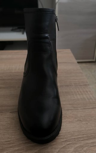 Botines Xti negros casi nuevos