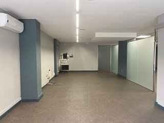 Oficina en venta en Eixample Nord – La Devesa en Girona