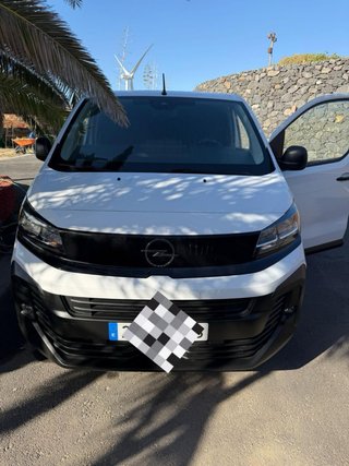 Opel Vivaro 2025 doble cabina