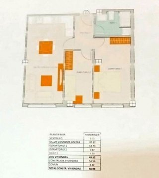Casa adosada en venta en Petrer