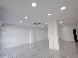 Bar en alquiler en El Centre en Esplugues de Llobregat