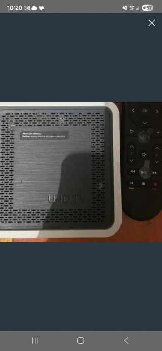 UHD TV con mando vocal