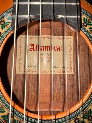 Alhambra 5P Amplificada SIN USAR