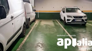 Garaje en venta en Centre en Sabadell