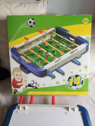 Futbolín de mesa infantil