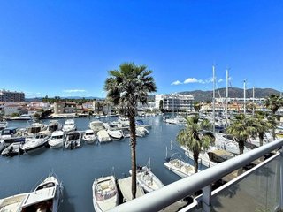 Piso en venta en Santa Margarida en Roses