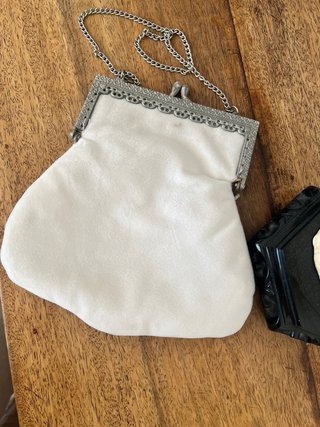 Bolso fiesta vintage plateado y blanco