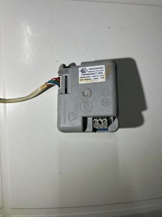 Termostato Digital Ariston con Mandos