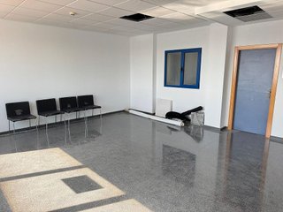 Oficina en alquiler en Avda. de Abril. - 9 de octubre en Sagunto